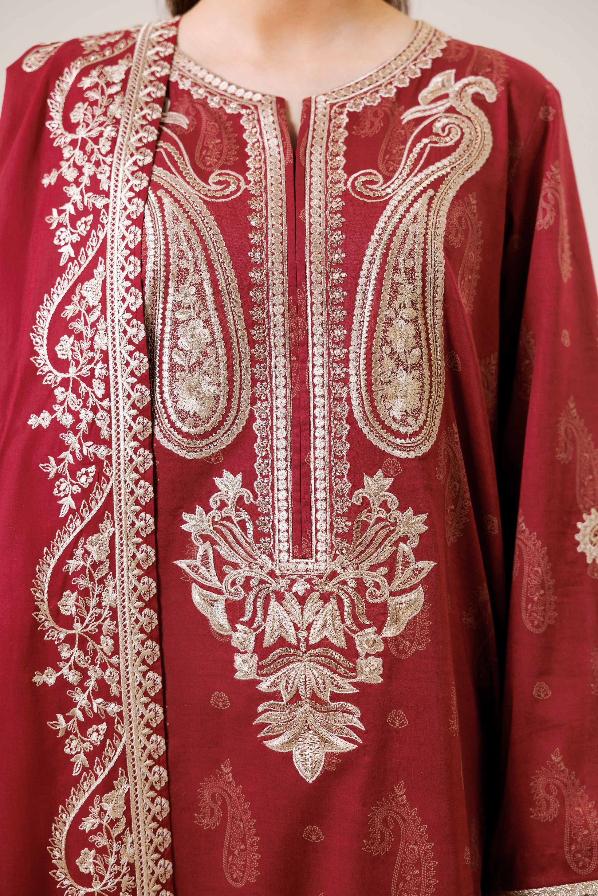 Nishat | Cross Season Edit | 42401990-1 - by - Libasekhas UK - Registered Vendor of : Nishat - 100% Original Designer Dresss