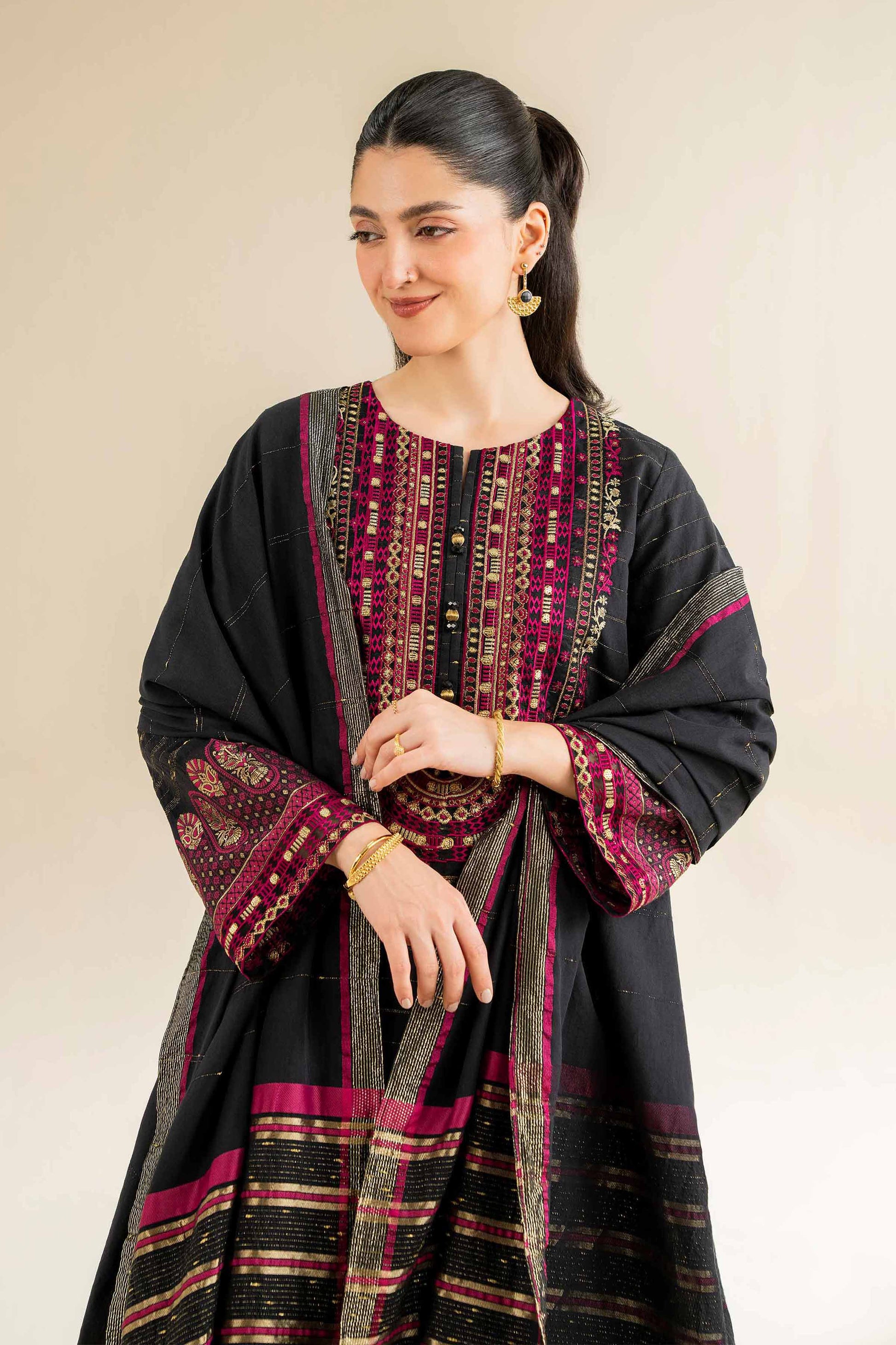 Nishat | Cross Season Edit | 42501041 - by - Libasekhas UK - Registered Vendor of : Nishat - 100% Original Designer Dresss
