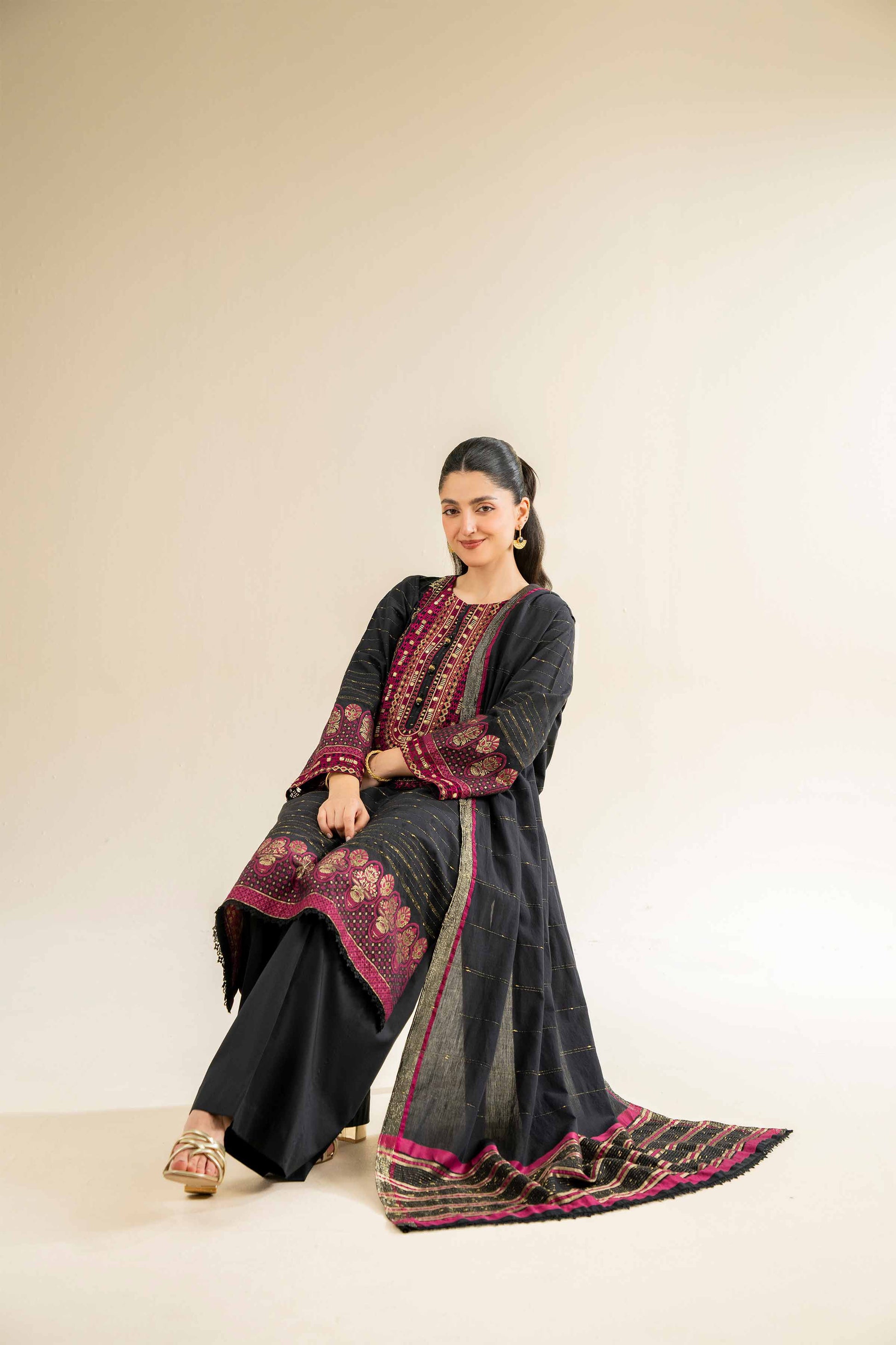 Nishat | Cross Season Edit | 42501041 - by - Libasekhas UK - Registered Vendor of : Nishat - 100% Original Designer Dresss
