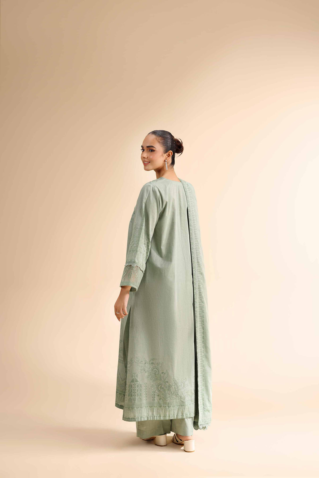 Nishat | Cross Season Edit | 42501046 - by - Libasekhas UK - Registered Vendor of : Nishat - 100% Original Designer Dresss