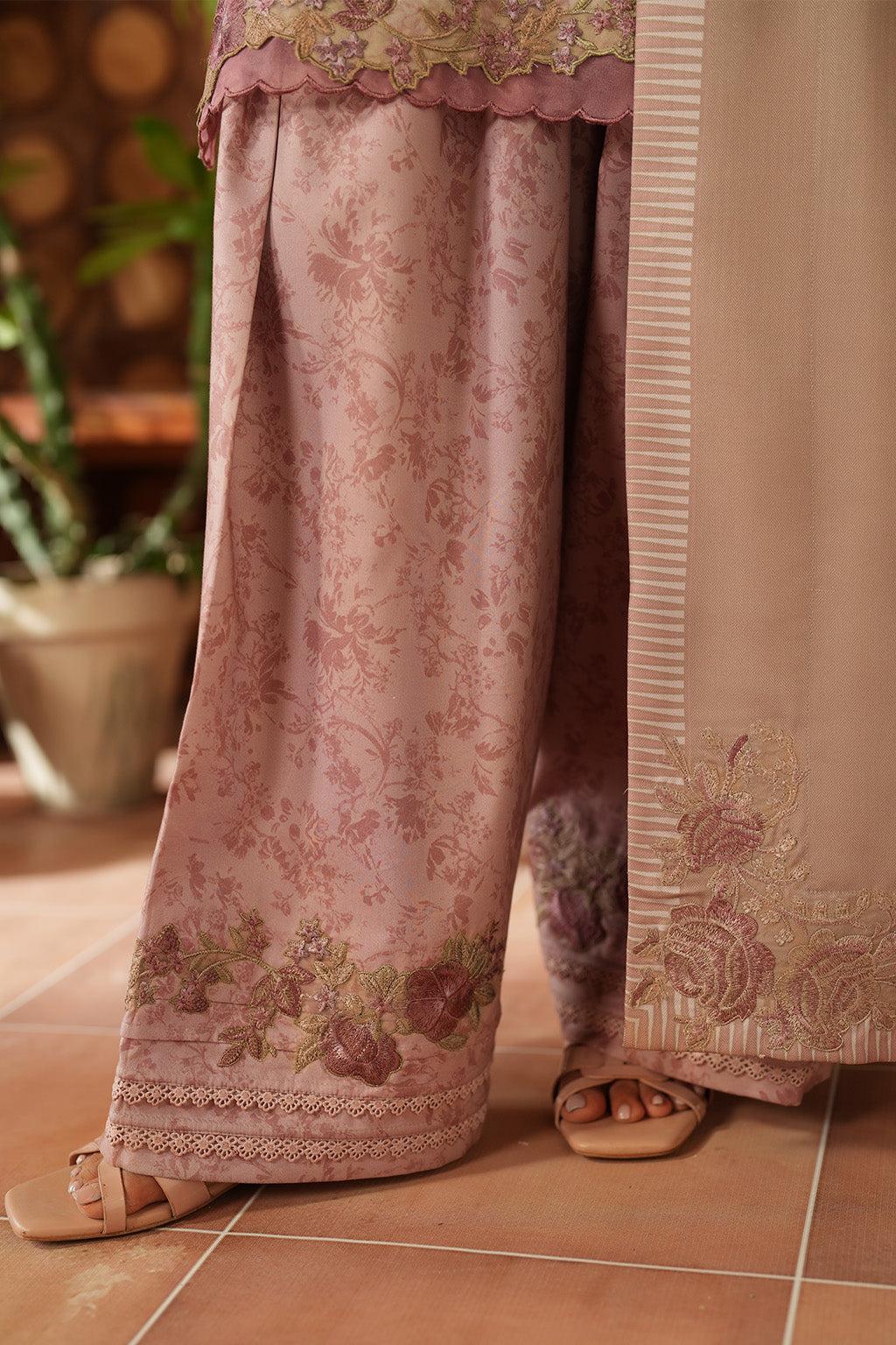Iznik | Winter 25 | IPF-09 - by Libasekhas UK - Registered Vendor of : Iznik - 100% Original Designer Dress