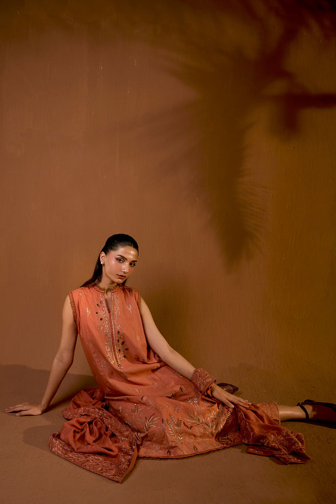 Sobia Nazir | Winter Shawl 25 | Design 4A - by Libasekhas UK - Registered Vendor of : Sobia Nazir - 100% Original Designer Dress