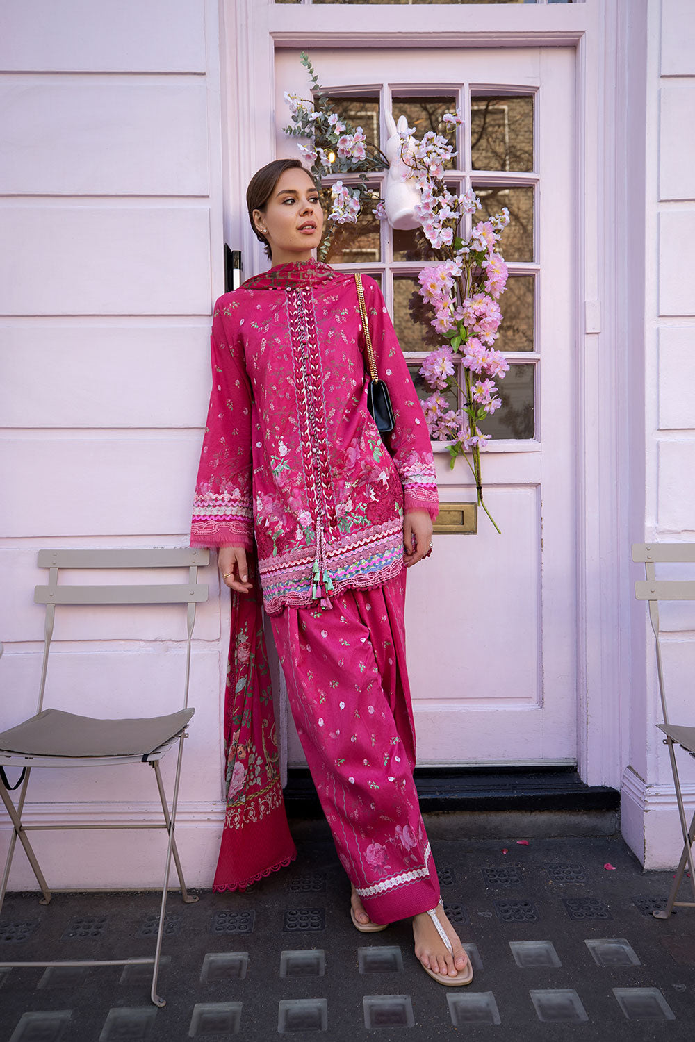 Sobia Nazir | Prints 26 | 4A - by Libasekhas UK - Registered Vendor of : Sobia Nazir - 100% Original Designer Dress