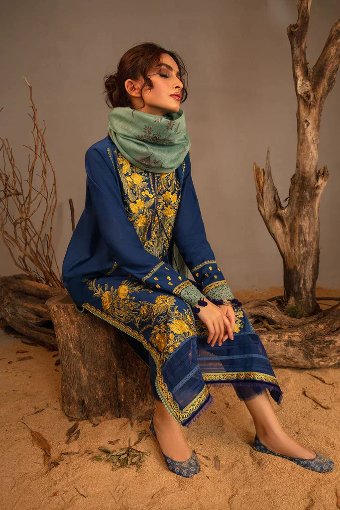 Sobia Nazir | Autumn Winter 23 | 4A - by - Libasekhas UK - Registered Vendor of : Sobia Nazir - 100% Original Designer Dresss