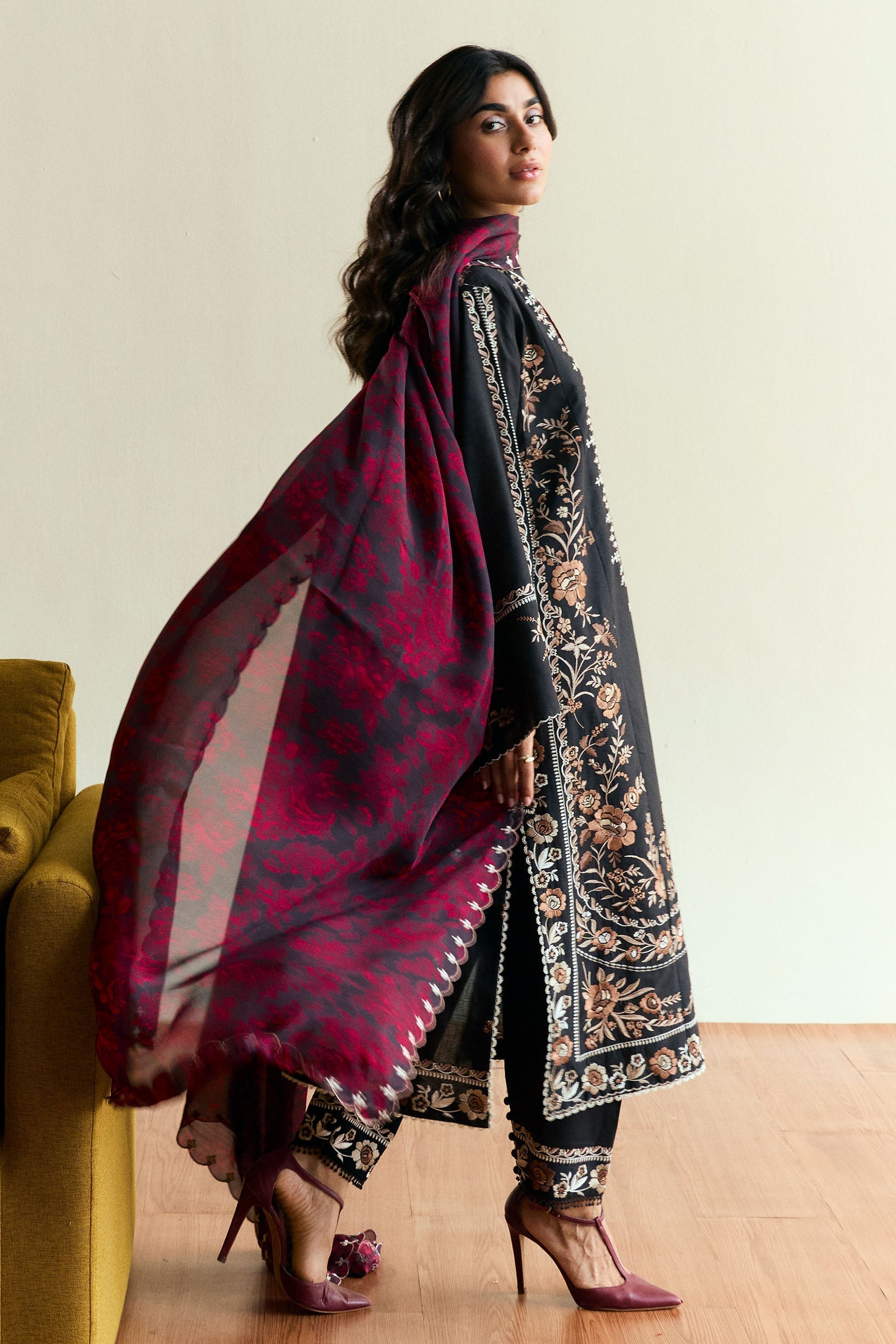 Zara Shahjahan | Coco Eid Edit | Velour-D2 - by - Libasekhas UK - Registered Vendor of : Zara Sahjahan - 100% Original Designer Dresss