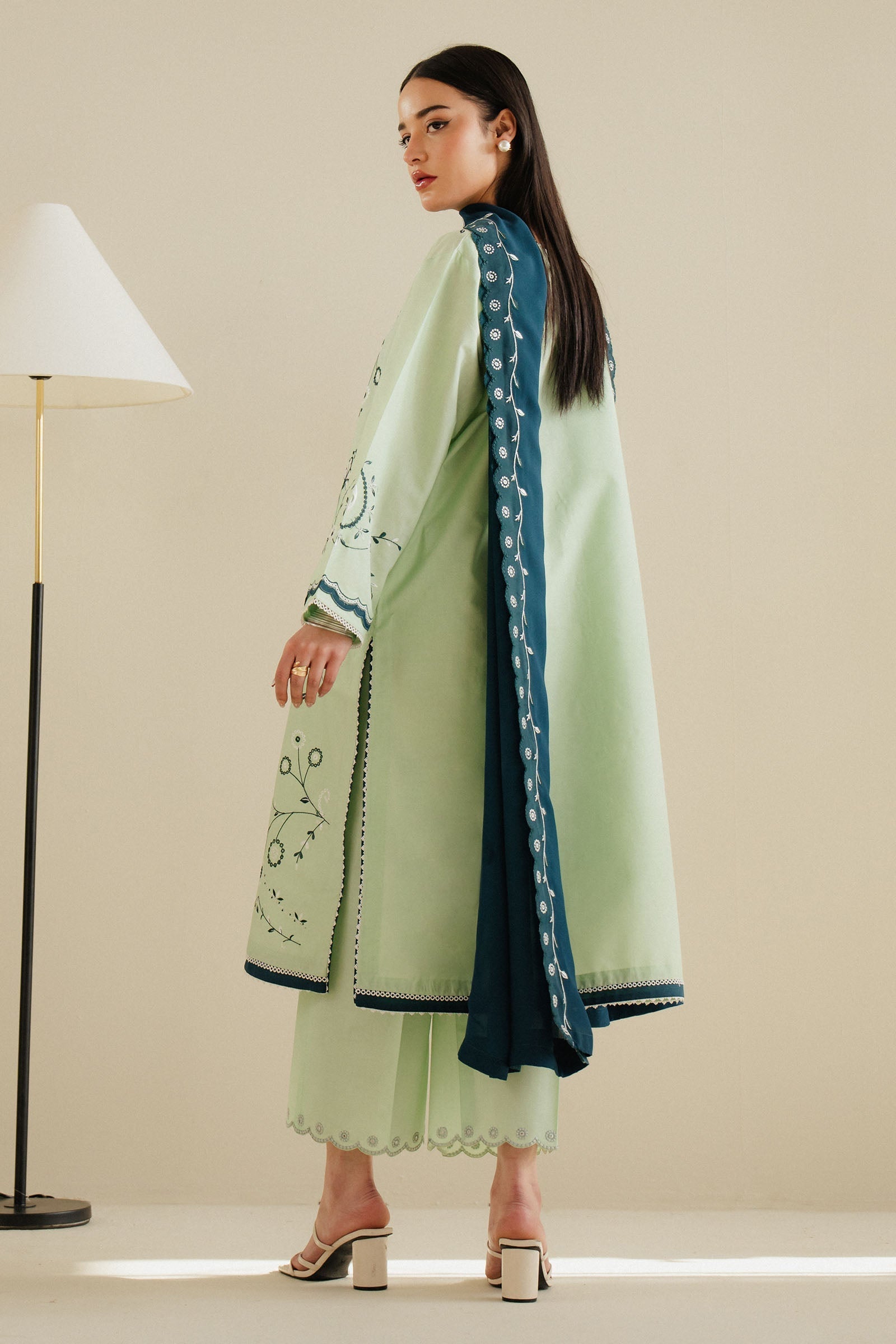 Zara Shahjahan | Eid Pret 25 | CR25P0212 - by - Libasekhas UK - Registered Vendor of : Zara Sahjahan - 100% Original Designer Dresss
