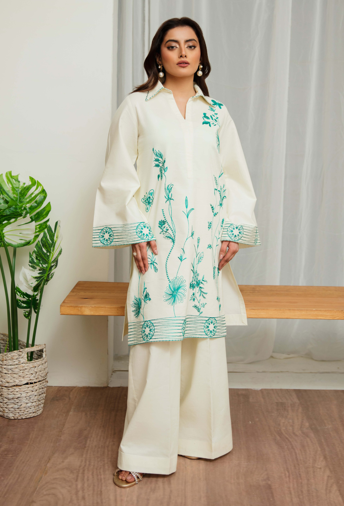 Humdum | Ayra Ready to wear | Ayra - D02 - by - Libasekhas UK - Registered Vendor of : Humdum - 100% Original Designer Dresss