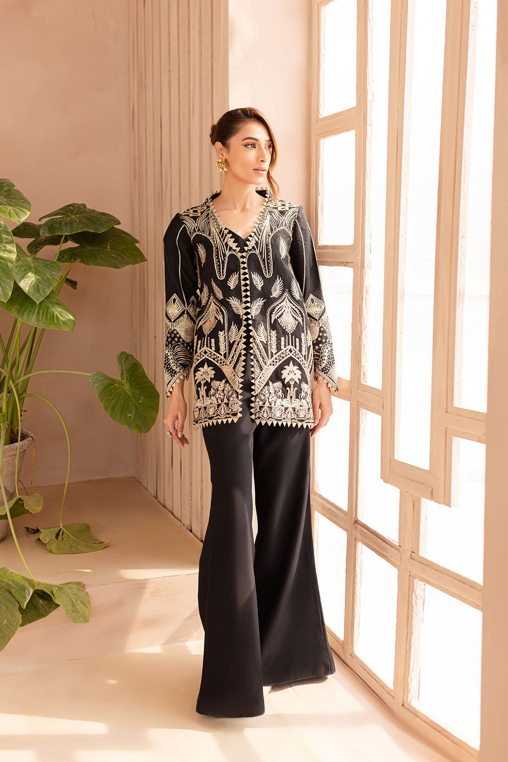 Vanya | Veranda Fromals |  VR-01 - by - Libasekhas UK - Registered Vendor of : Vanya - 100% Original Designer Dresss
