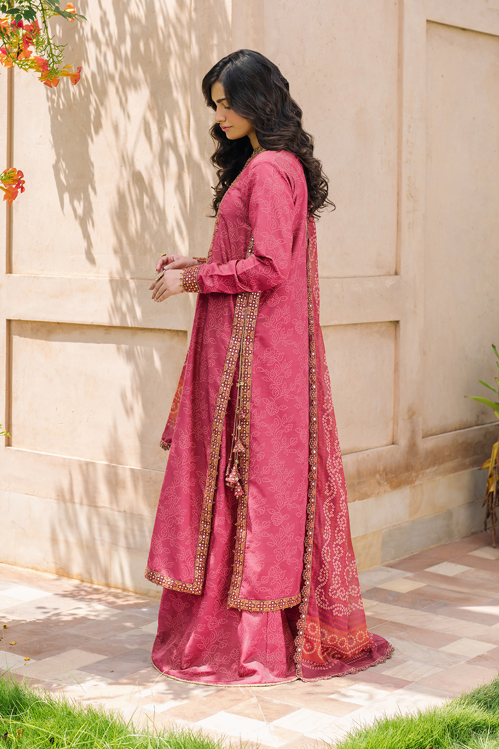 Iznik | Bandhani Formals | UE-336 - by - Libasekhas UK - Registered Vendor of : Iznik - 100% Original Designer Dresss