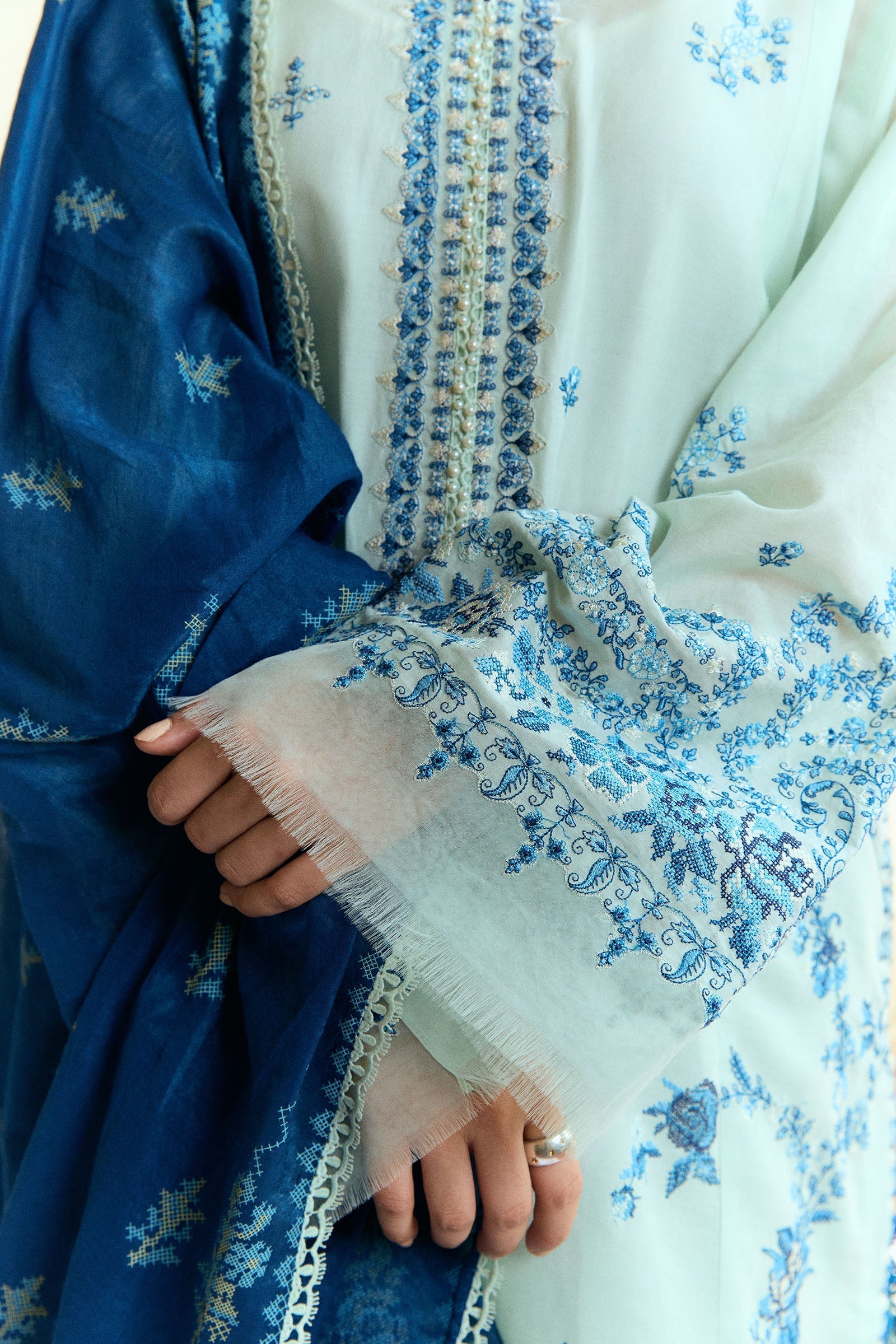 Zara Shahjahan | Coco Eid Edit | Isle-D10 - by - Libasekhas UK - Registered Vendor of : Zara Sahjahan - 100% Original Designer Dresss