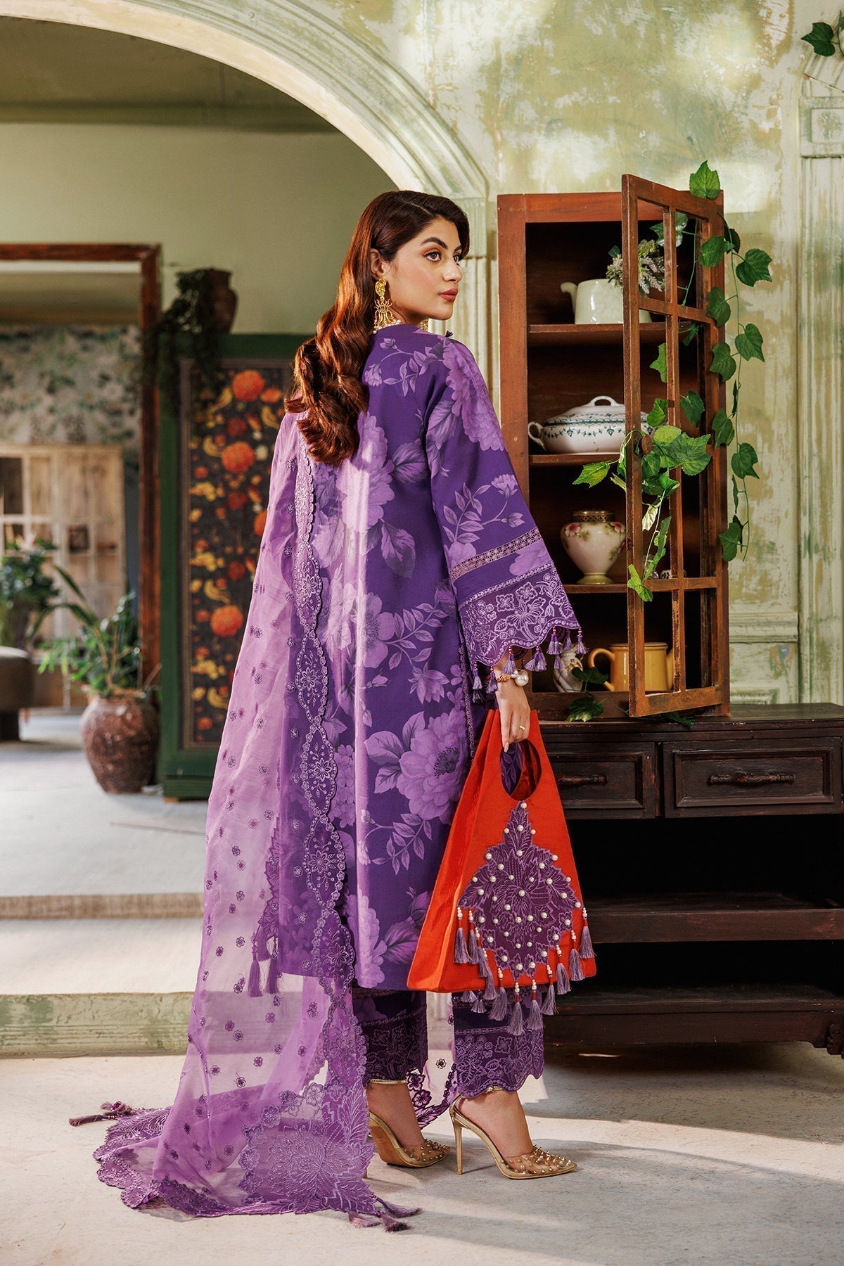 Alizeh | Maahi Vol 2 | AF-EPL-7018-ZAUQ - by - Libasekhas UK - Registered Vendor of : Alizeh - 100% Original Designer Dresss