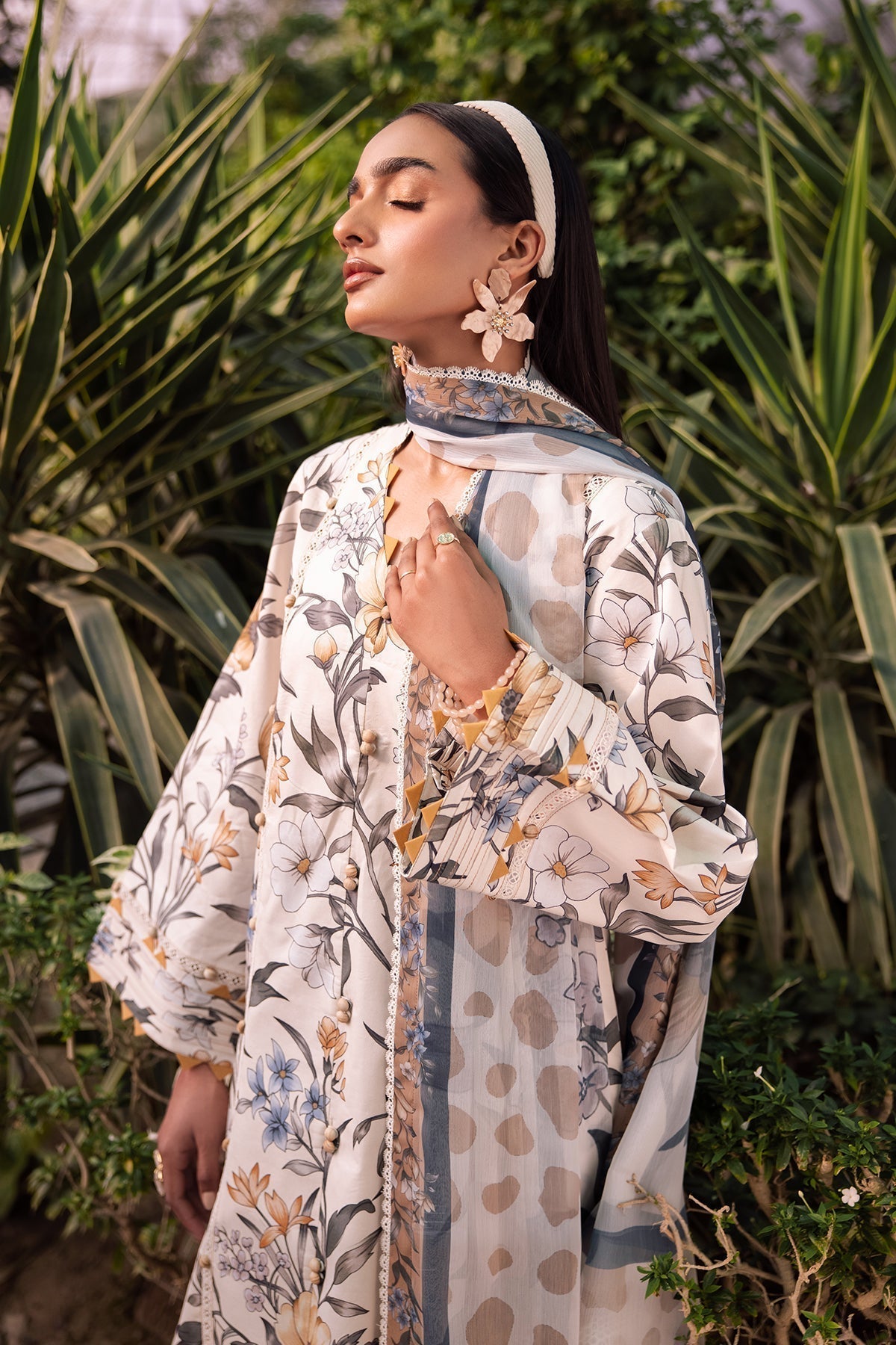 Alizeh | Sheen Lawn Prints 24 | GARDENIA - by - Libasekhas UK - Registered Vendor of : Alizeh - 100% Original Designer Dresss