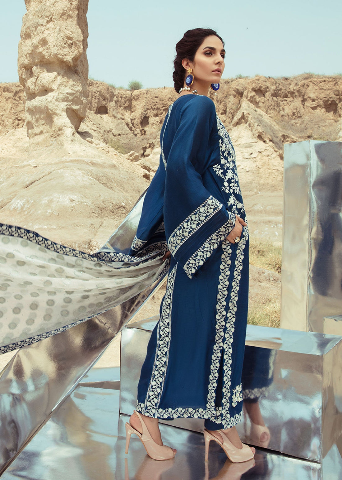 Saira Shakira | Luxury Pret | Prussia - by Libasekhas UK - Registered Vendor of : Saira Shakira - 100% Original Designer Dress