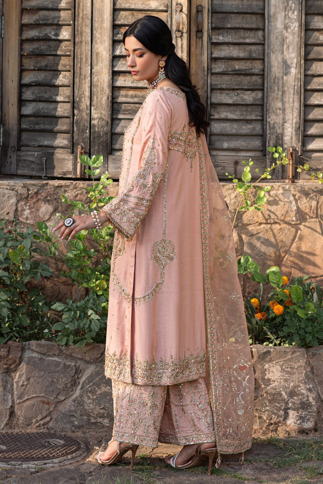 Naqshi | Samarkand Wedding Formals | Nazneen - by - Libasekhas UK - Registered Vendor of : Naqshi - 100% Original Designer Dresss