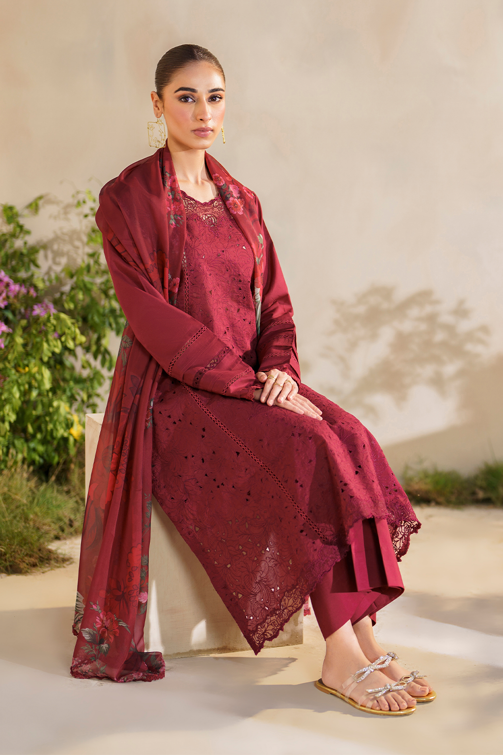 Iznik | Festive lawn 24 | SFL-02 - by - Libasekhas UK - Registered Vendor of : Iznik - 100% Original Designer Dresss