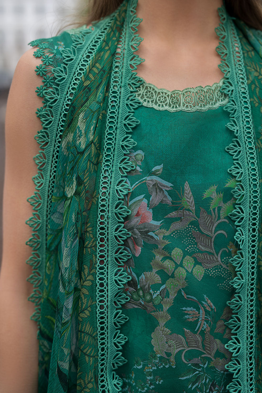 Sobia Nazir | Basics 25 | Design 5B - by - Libasekhas UK - Registered Vendor of : Sobia Nazir - 100% Original Designer Dresss