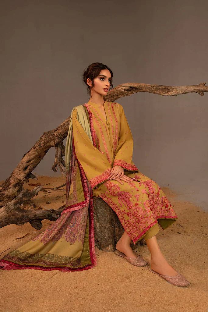 Sobia Nazir | Autumn Winter 23 | 5B - by - Libasekhas UK - Registered Vendor of : Sobia Nazir - 100% Original Designer Dresss