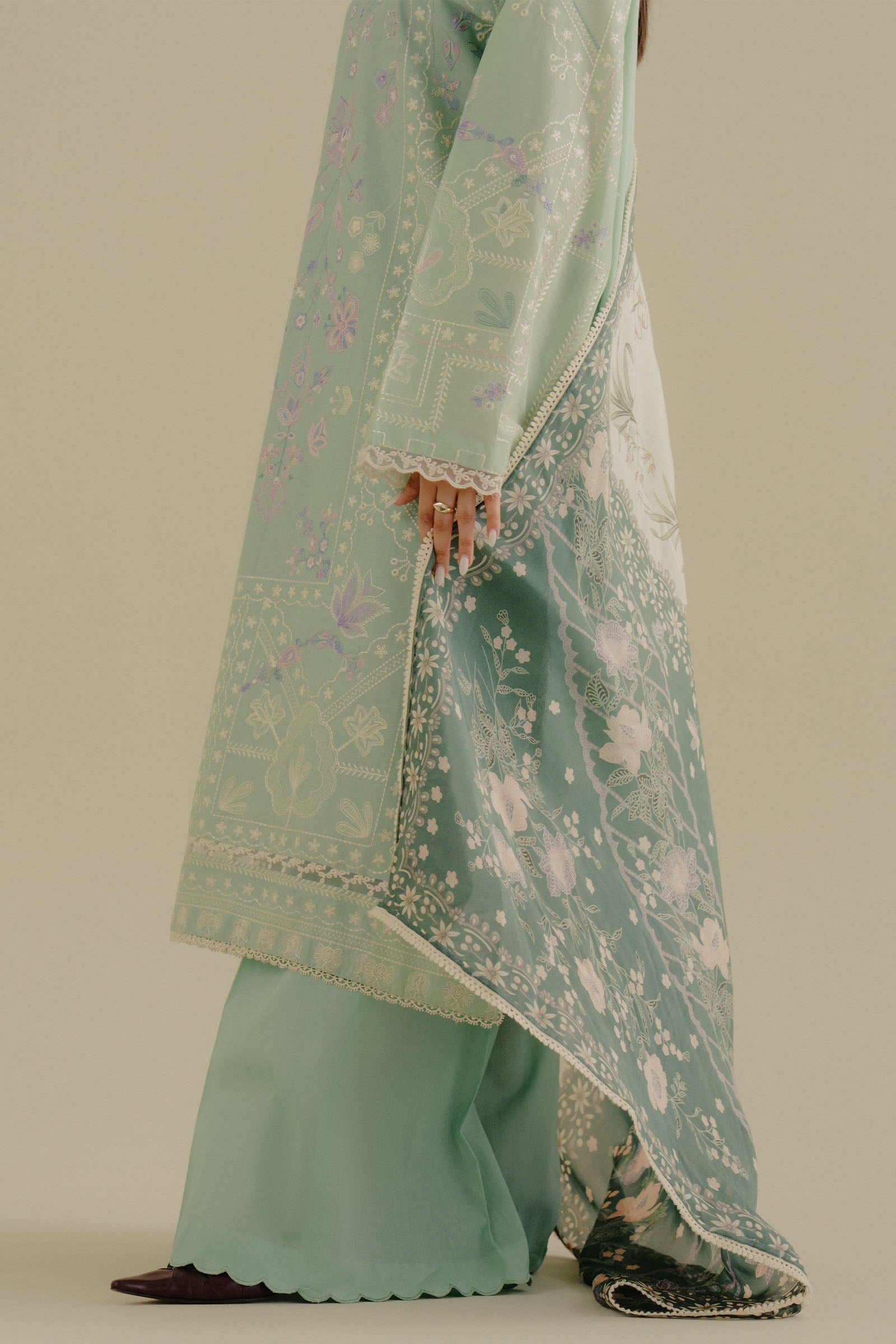 Zara Shahjahan | Coco Lawn 25 | Nyssa-10A - by - Libasekhas UK - Registered Vendor of : Zara Sahjahan - 100% Original Designer Dresss