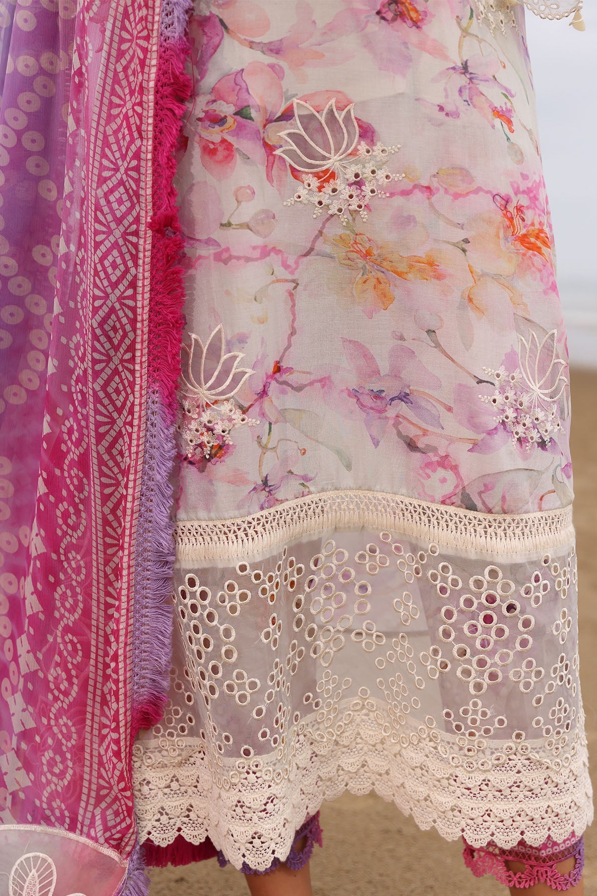 Nureh | Gardenia Embroidered Lawn 25 | NSG-172 - by - Libasekhas UK - Registered Vendor of : Nureh - 100% Original Designer Dresss