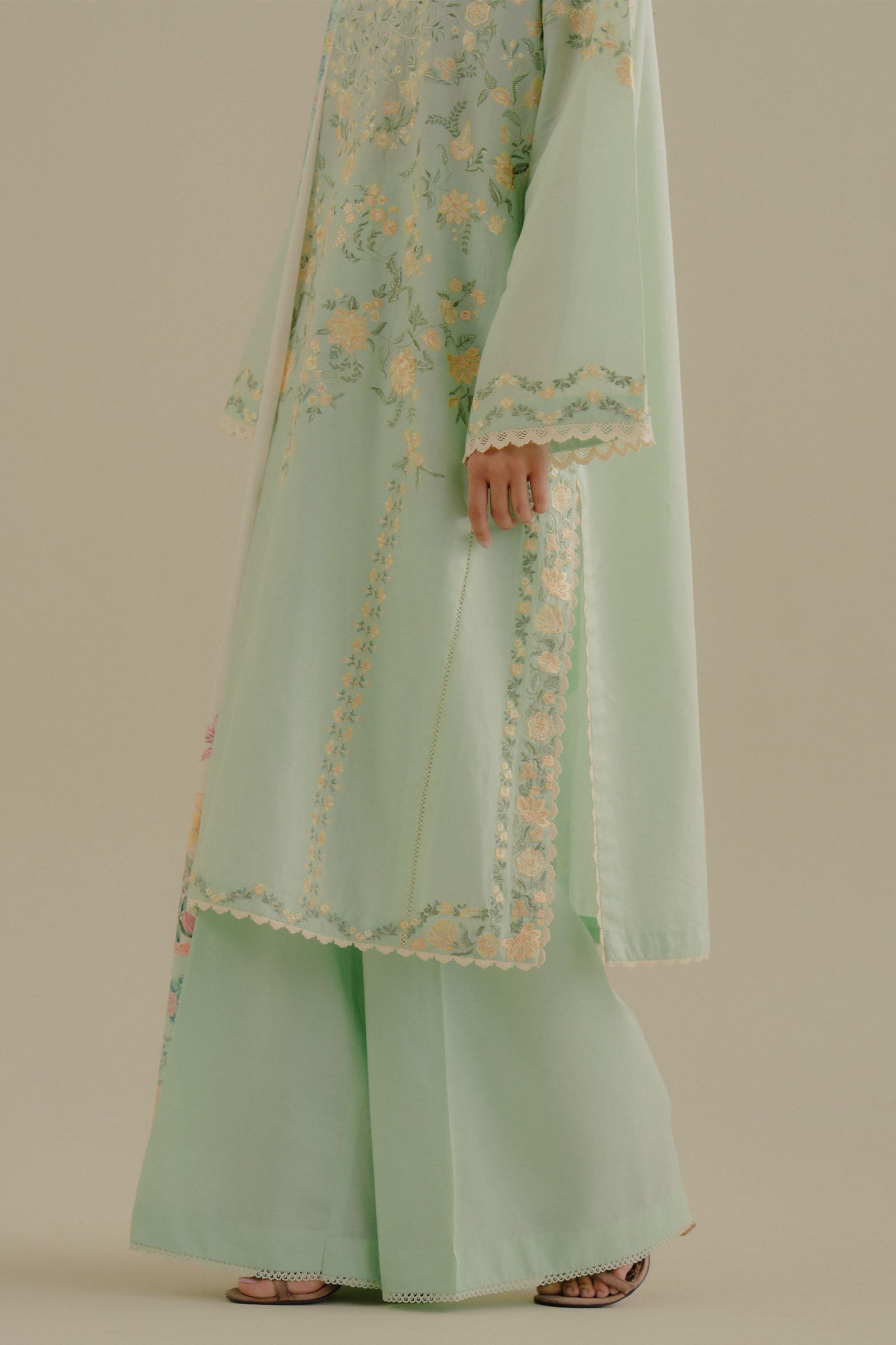 Zara Shahjahan | Coco Lawn 25 | Velin-7A - by - Libasekhas UK - Registered Vendor of : Zara Sahjahan - 100% Original Designer Dresss