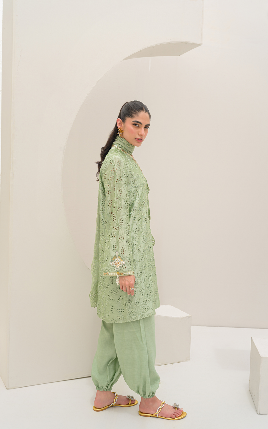 Sana Abbas | Ara Eid Luxe | Lumi - by Libasekhas - Registered Vendor of : Sana Abbas - 100% Original Designer Dress