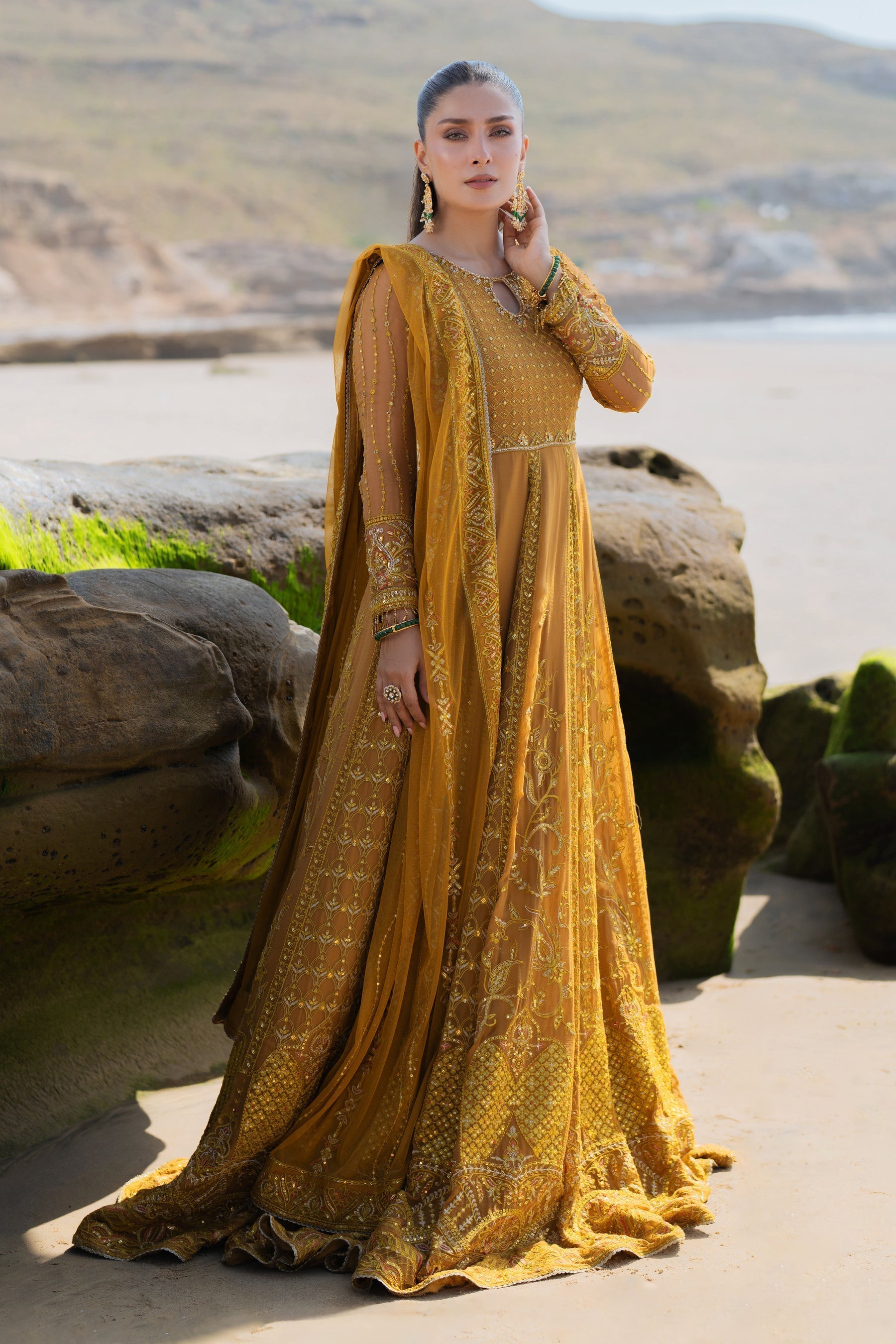 Naqshi | Sahil Kinaray | AINARA - by - Libasekhas UK - Registered Vendor of : Naqshi - 100% Original Designer Dresss