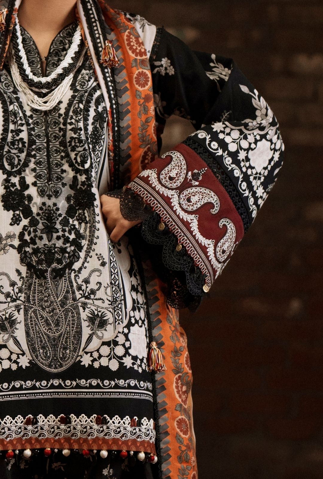 AJR Couture | Sard Sham | Makhmal - by Libasekhas UK - Registered Vendor of : AJR Couture - 100% Original Designer Dress