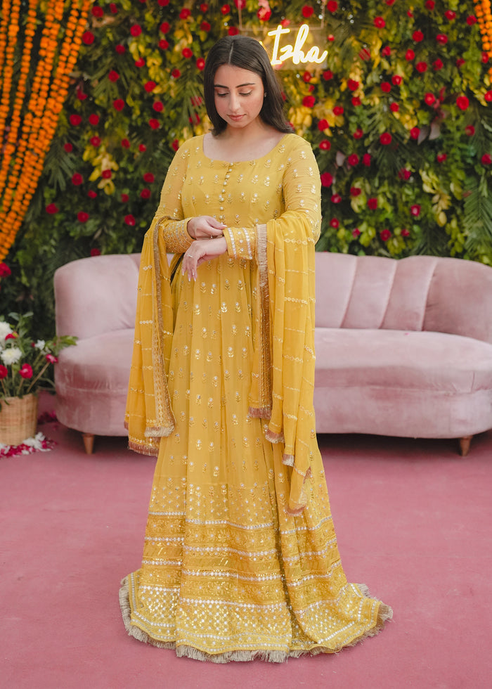 Allure | Mayal Formals | IZNA HAMZA - by - Libasekhas UK - Registered Vendor of : Allure - 100% Original Designer Dresss