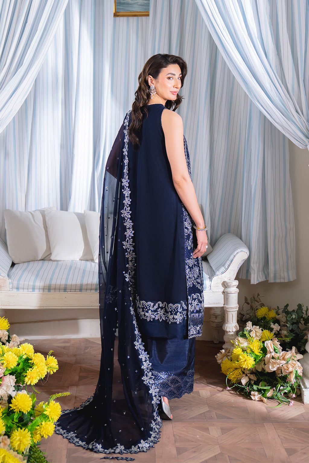Neeshay | Dastaan Formals 25 | Neelisha - by Libasekhas UK - Registered Vendor of : Neeshay - 100% Original Designer Dress