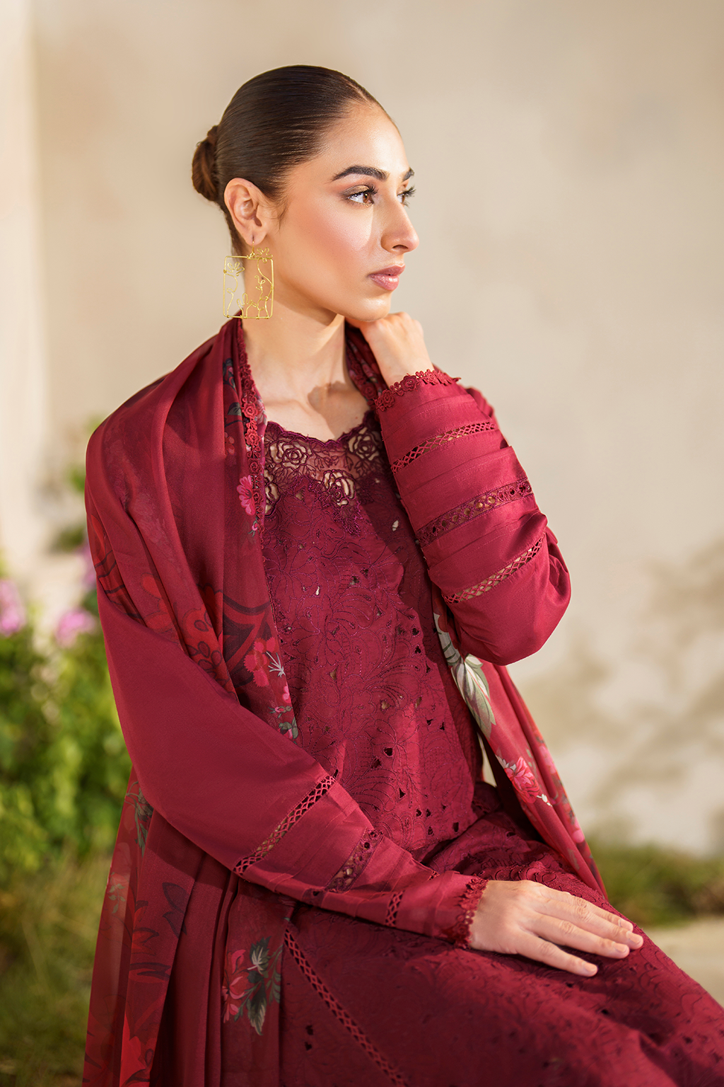 Iznik | Festive lawn 24 | SFL-02 - by - Libasekhas UK - Registered Vendor of : Iznik - 100% Original Designer Dresss