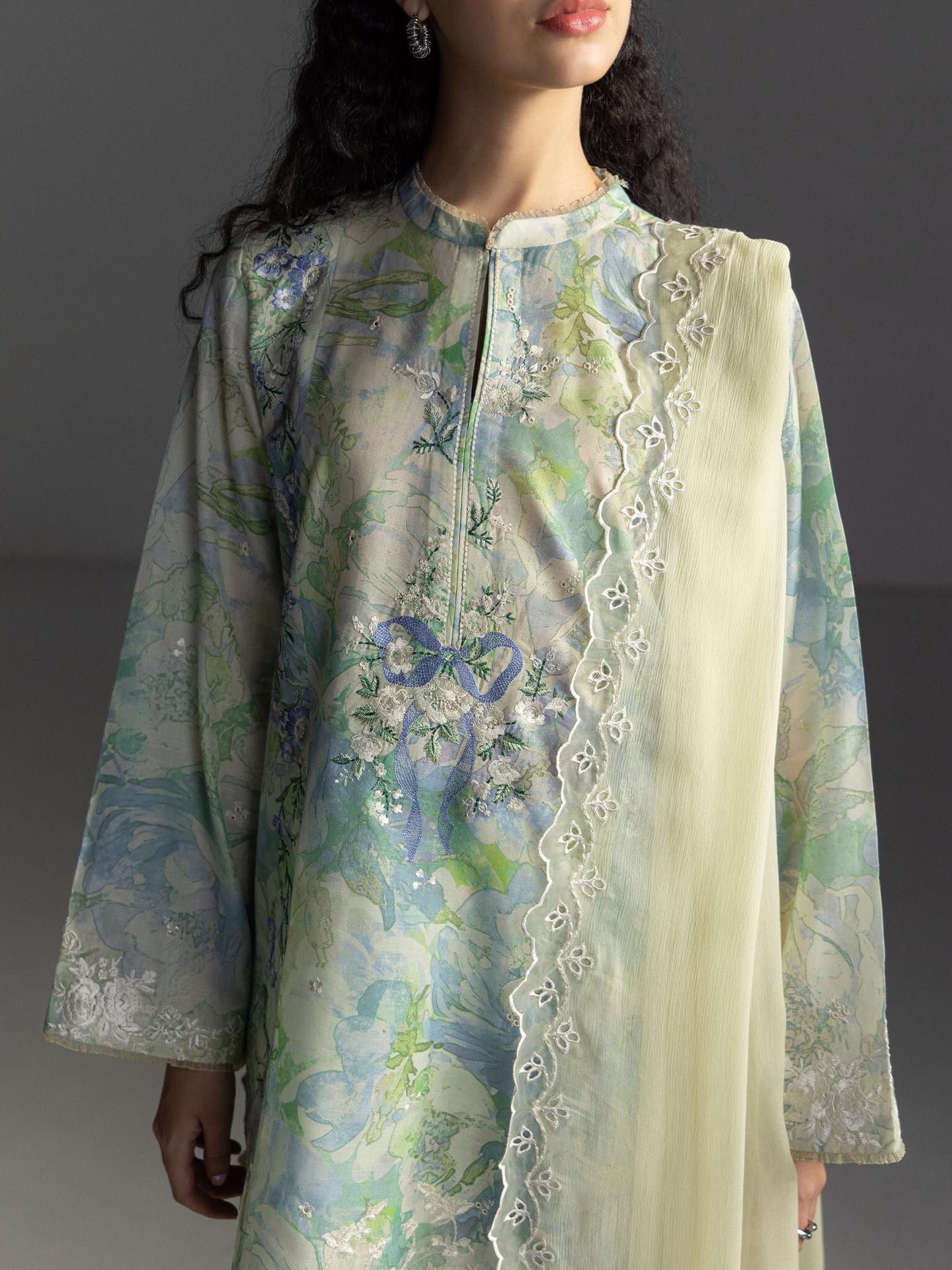 Zara Shahjahan | Coco Lawn 26 | Aira-6A - by Libasekhas UK - Registered Vendor of : Zara Shahjahan - 100% Original Designer Dress