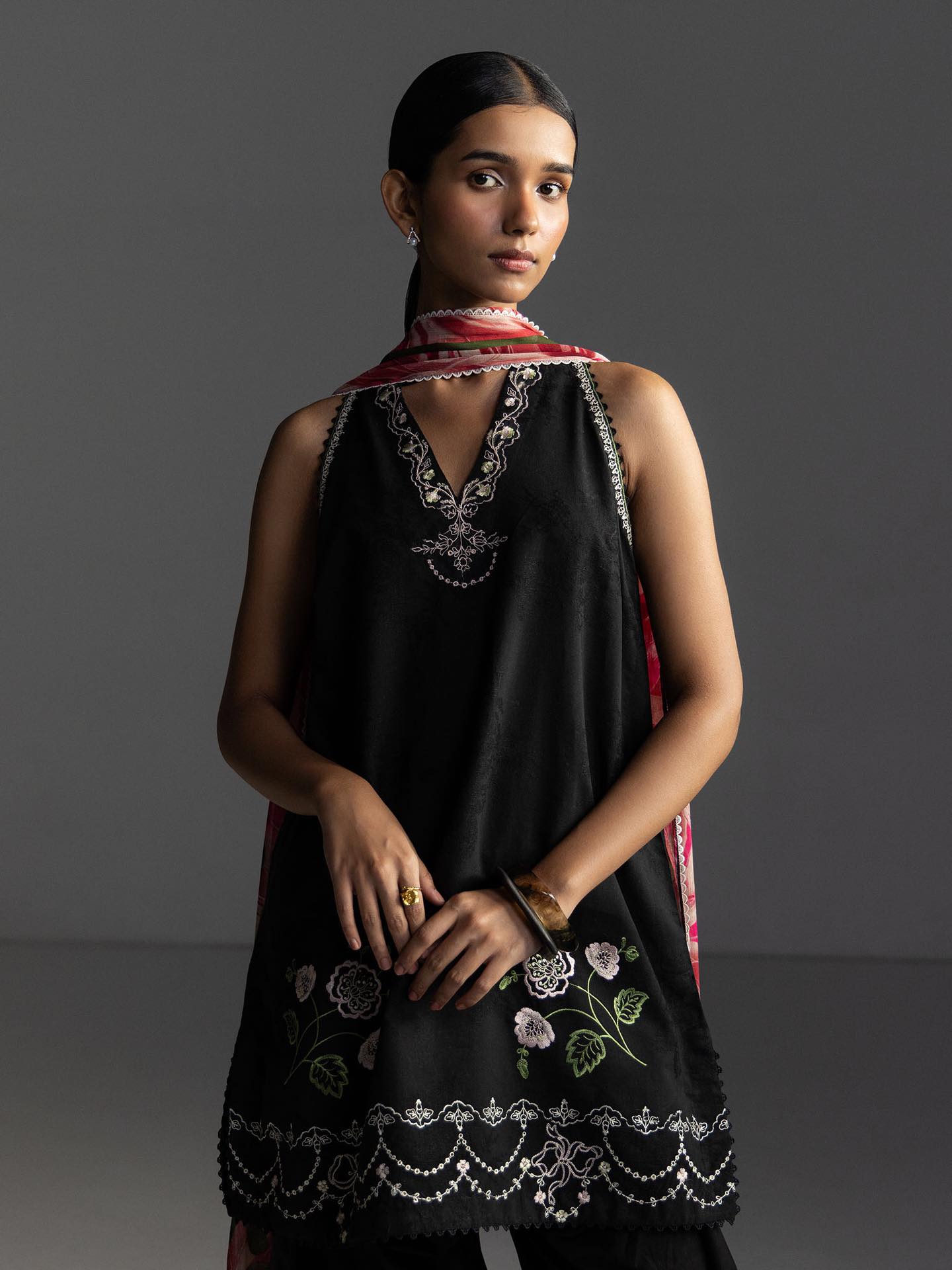 Zara Shahjahan | Coco Lawn 26 | Miro-2B - by Libasekhas - Registered Vendor of : Zara Shahjahan - 100% Original Designer Dress