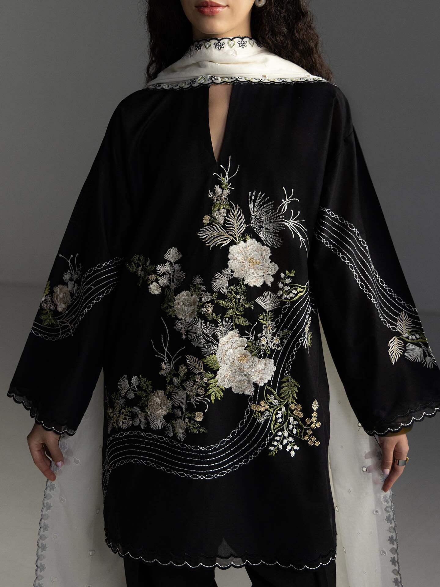 Zara Shahjahan | Coco Lawn 26 | Evia-9A - by Libasekhas UK - Registered Vendor of : Zara Shahjahan - 100% Original Designer Dress