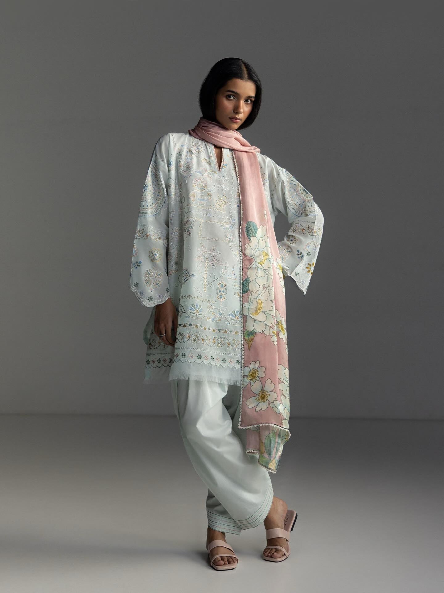 Zara Shahjahan | Coco Lawn 26 | Veya-7B - by Libasekhas UK - Registered Vendor of : Zara Shahjahan - 100% Original Designer Dress