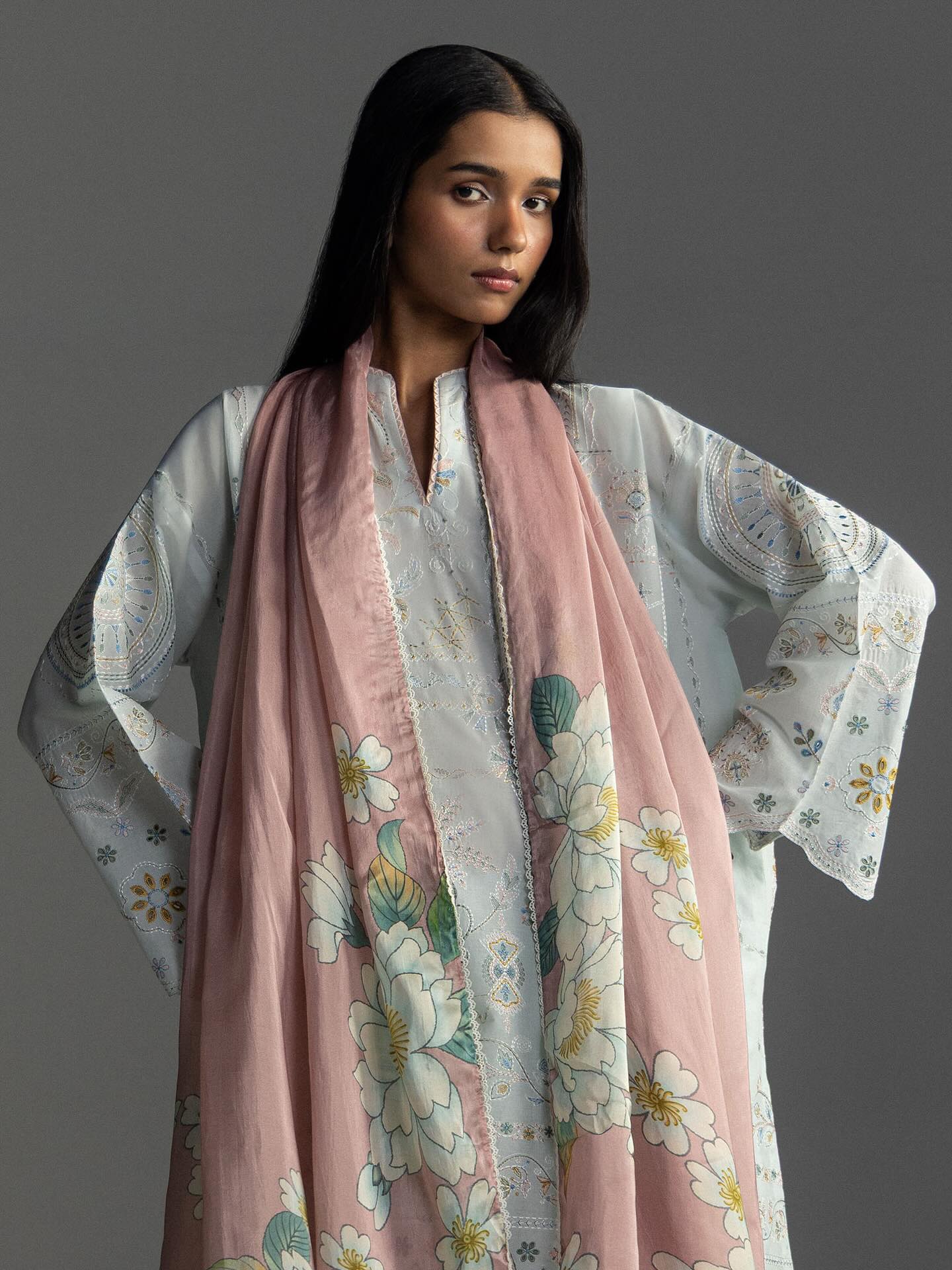 Zara Shahjahan | Coco Lawn 26 | Veya-7B - by Libasekhas UK - Registered Vendor of : Zara Shahjahan - 100% Original Designer Dress