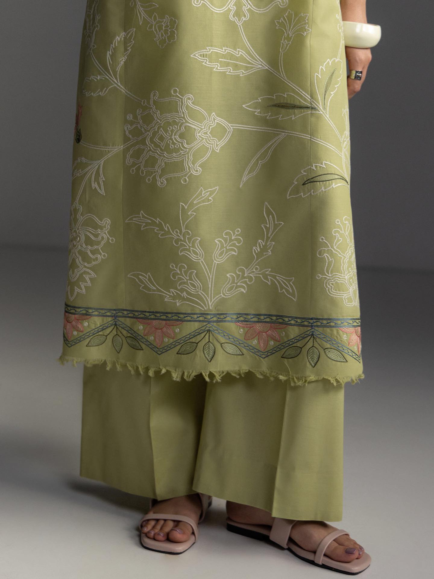Zara Shahjahan | Coco Lawn 26 | Isla-4B - by Libasekhas - Registered Vendor of : Zara Shahjahan - 100% Original Designer Dress
