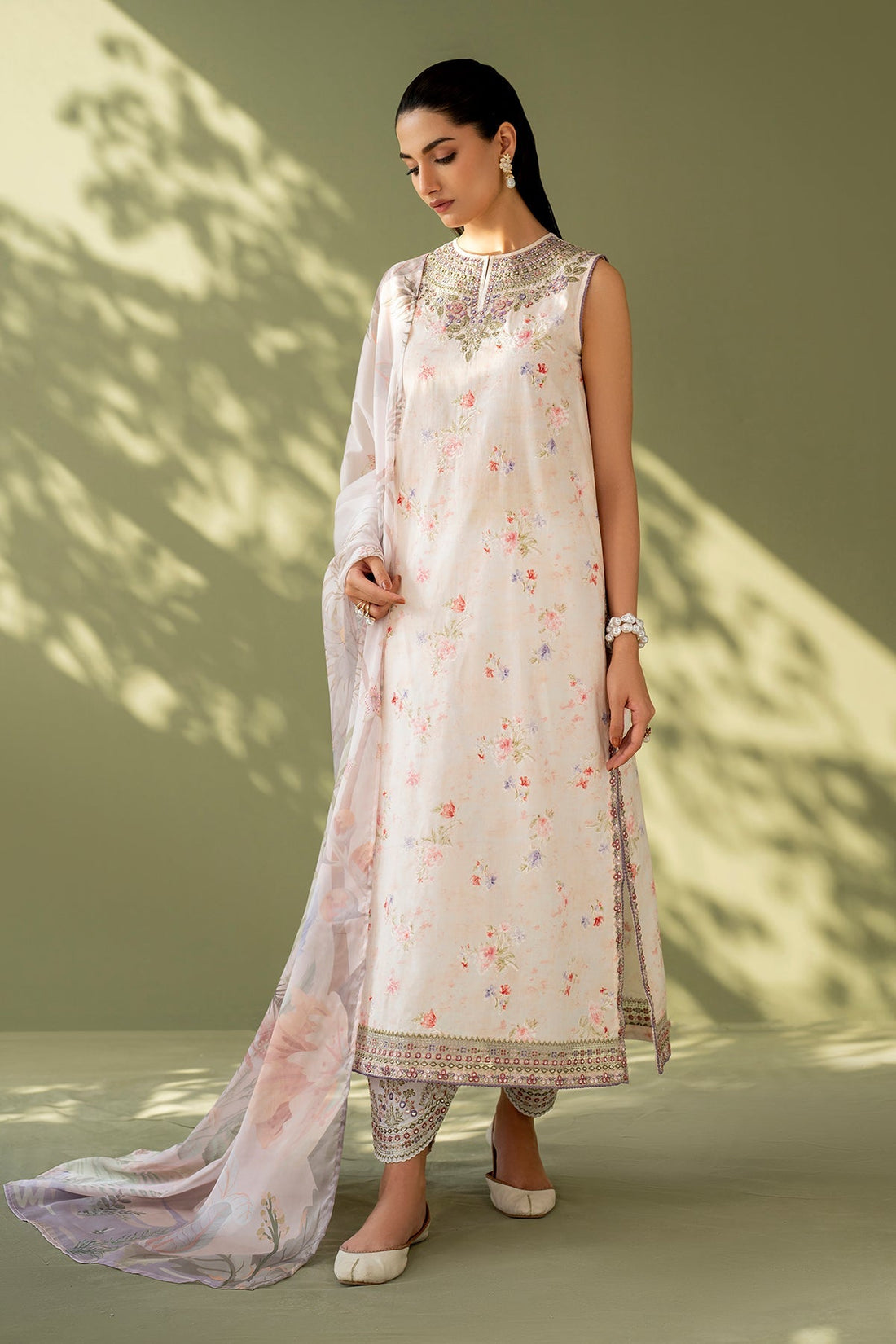 Baroque | Eid Printique | EMBROIDERED PRINTED LAWN UF-4169 - by - Libasekhas UK - Registered Vendor of : Baroque - 100% Original Designer Dresss
