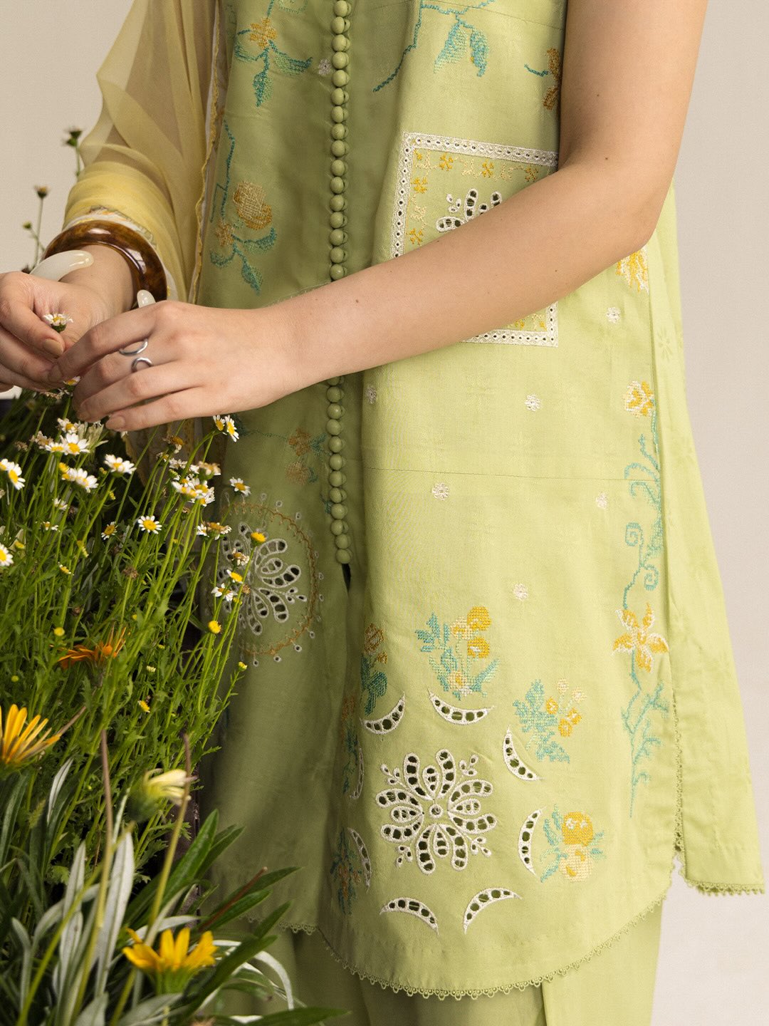 Zara Shahjahan | Coco Lawn 26 | Ines-6B - by Libasekhas UK - Registered Vendor of : Zara Shahjahan - 100% Original Designer Dress