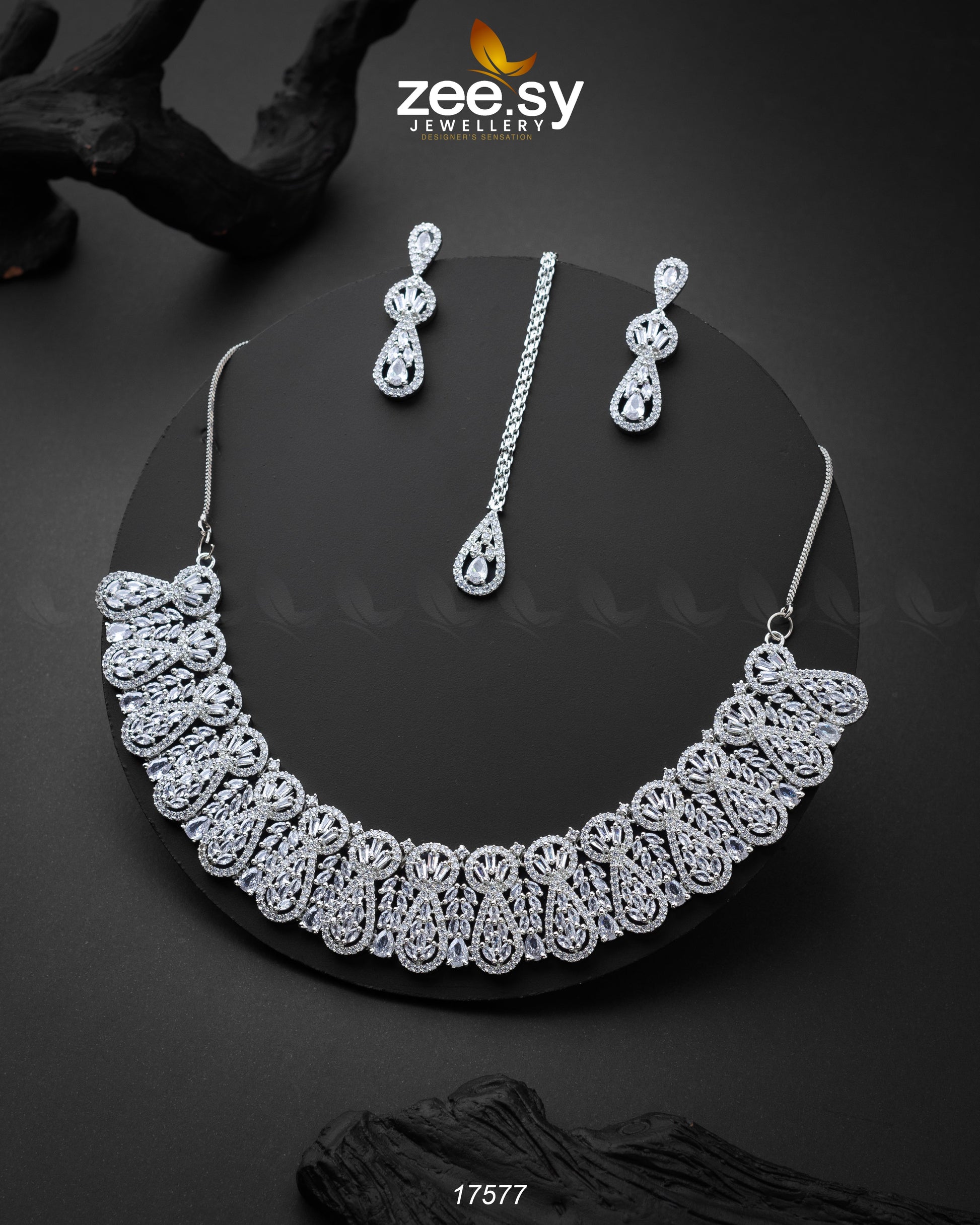 Glitz Necklace - by - Libasekhas UK - Registered Vendor of : Zeesy - 100% Original Designer Dresss