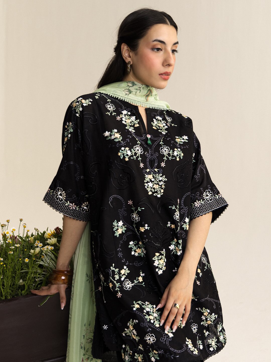Zara Shahjahan | Coco Lawn 26 | Eira-10A - by Libasekhas UK - Registered Vendor of : Zara Shahjahan - 100% Original Designer Dress