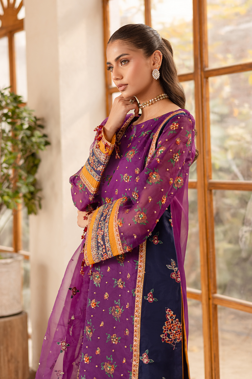 Emaan Adeel | Noore Festive Formals | NAYERA - by - Libasekhas UK - Registered Vendor of : Emaan Adeel - 100% Original Designer Dresss