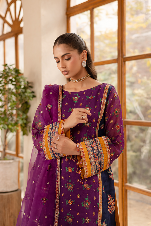 Emaan Adeel | Noore Festive Formals | NAYERA - by - Libasekhas UK - Registered Vendor of : Emaan Adeel - 100% Original Designer Dresss