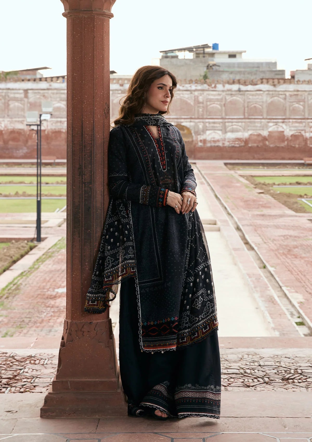 Kahf Premium | Prints Collection 26 | KPS-5A GUL-E-SIYAH - by Libasekhas - Registered Vendor of : Kahf Premium - 100% Original Designer Dress