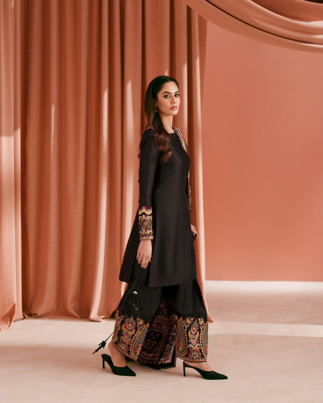 Faiza Saqlain | Roim Silk Edit | Lulia - by Libasekhas UK - Registered Vendor of : Faiza Saqlain - 100% Original Designer Dress