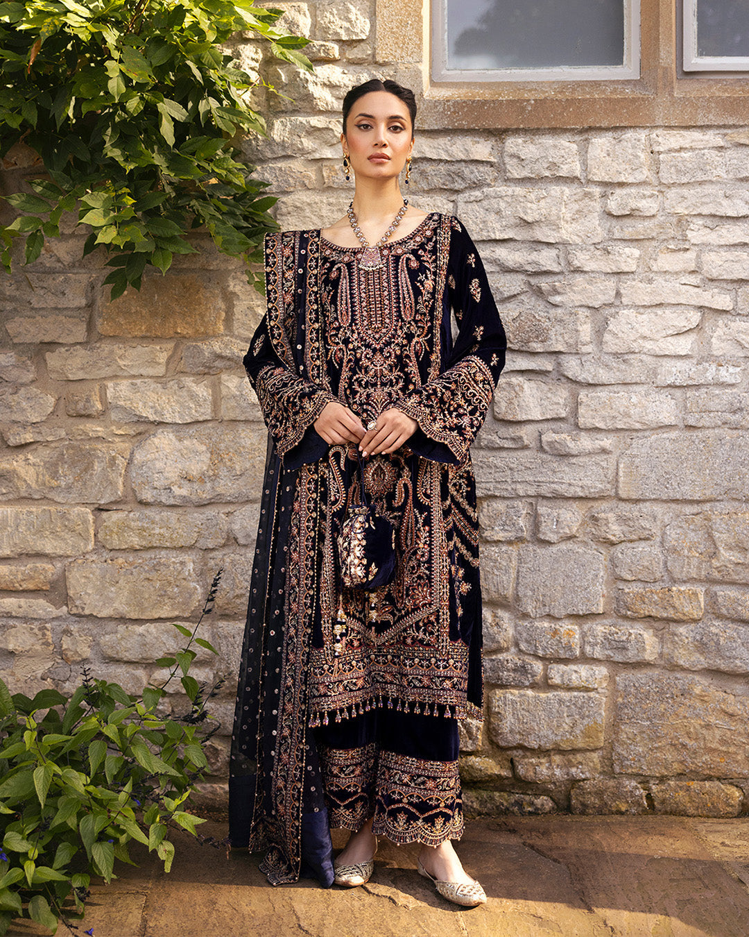 Faiza Saqlain | Adeen Formals | Divone - Libasekhas