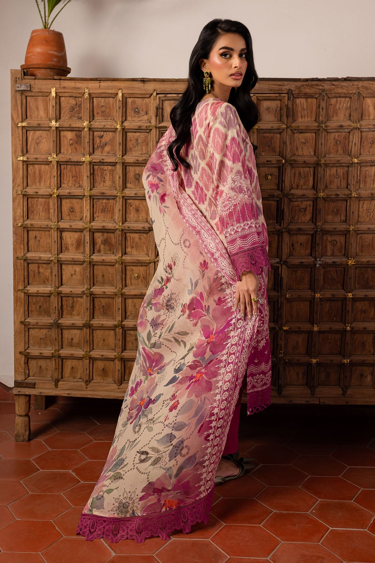 Nureh | Printed lawn 25 | SP-137 - by - Libasekhas UK - Registered Vendor of : Nureh - 100% Original Designer Dresss