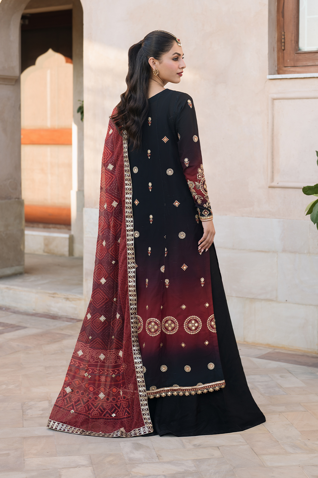 Iznik | Bandhani Formals | UE-330 - by - Libasekhas UK - Registered Vendor of : Iznik - 100% Original Designer Dresss