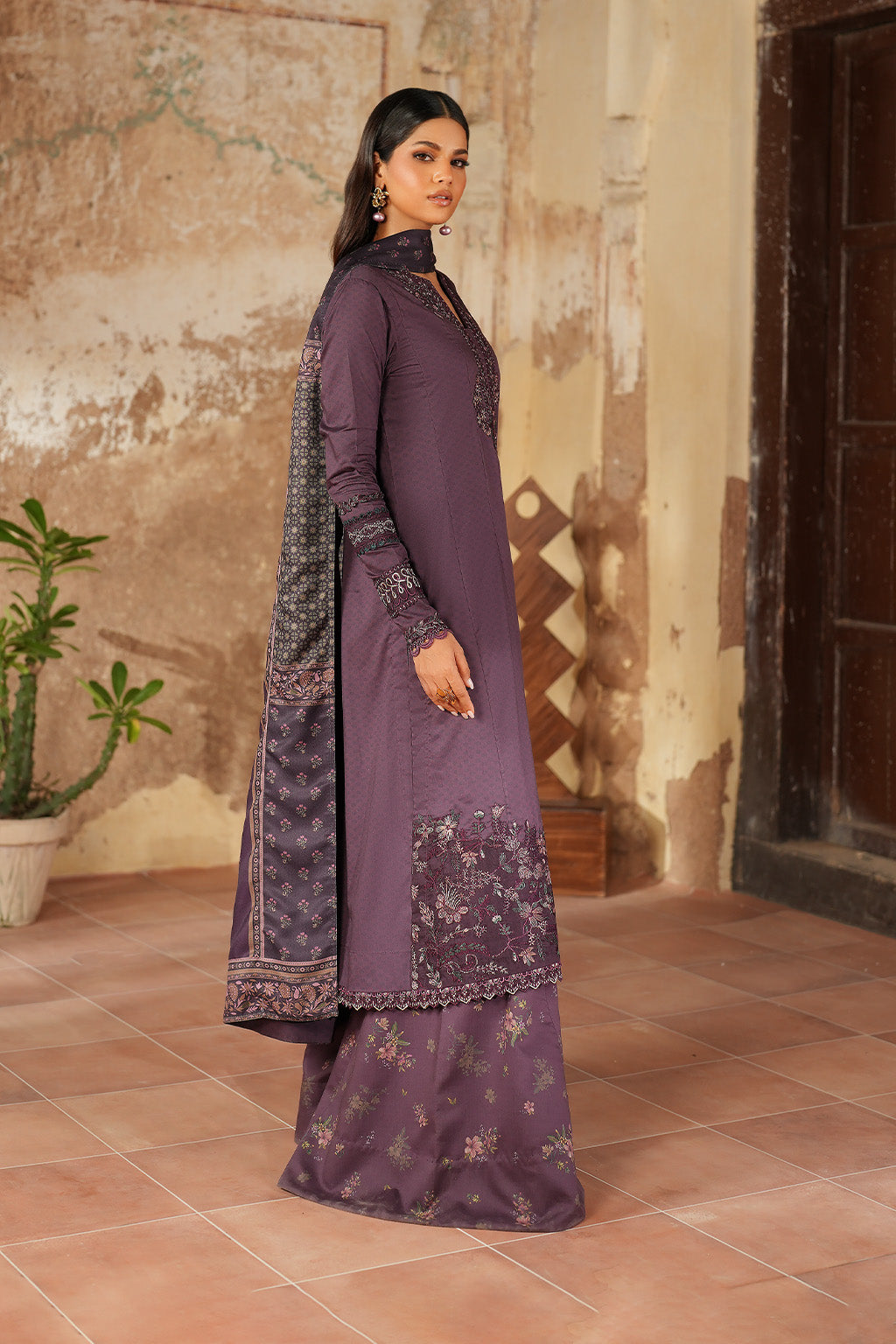 Iznik | Winter 25 | IPF-11 - by Libasekhas UK - Registered Vendor of : Iznik - 100% Original Designer Dress