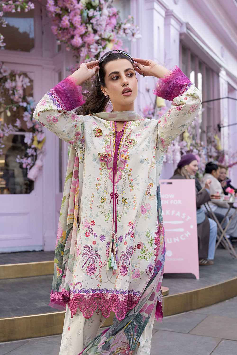 Sobia Nazir | Prints 26 | 7B - by Libasekhas UK - Registered Vendor of : Sobia Nazir - 100% Original Designer Dress