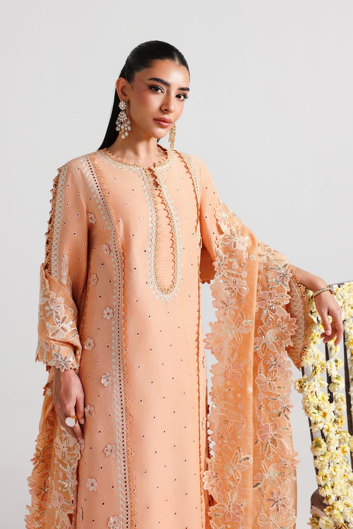 Akbar Aslam | Elan Luxury Lawn 26 | Ravina - by Libasekhas UK - Registered Vendor of : Akbar Aslam - 100% Original Designer Dress